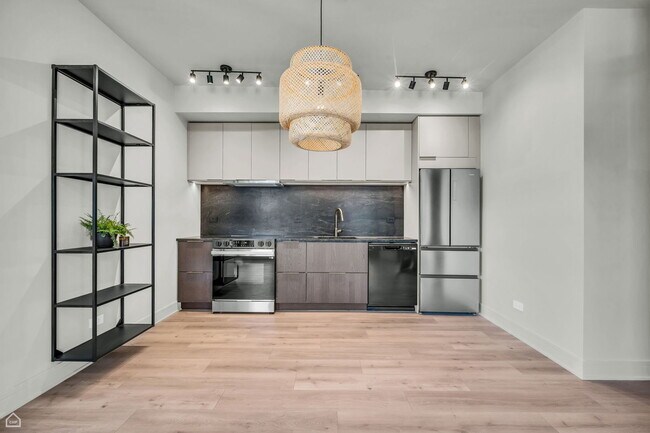 Foto del edificio - 3701 W Dickens Ave