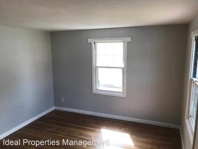 Foto del edificio - 3 br, 1 bath House - 2228 E Keys Ave