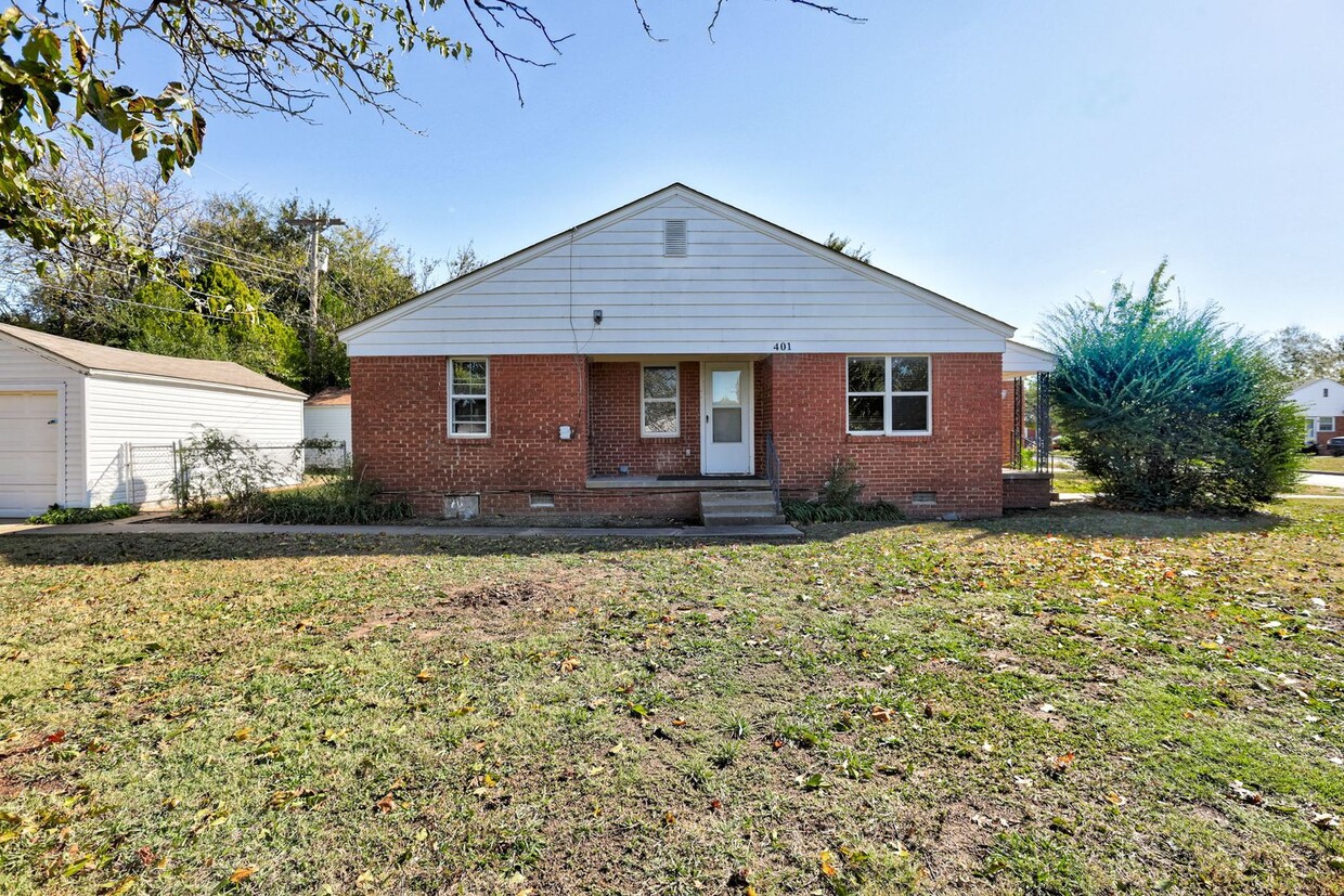 Charming 1-Bedroom Duplex in a Quiet Oklah... - 1-Bedroom Duplex on Corner Lot – Near Midw...