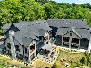 Building Photo - 4040 Walton Creek Rd