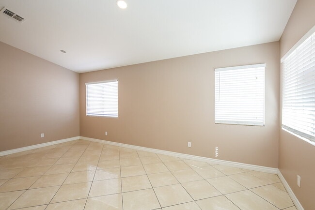 Building Photo - 6620 Trout Peak Way