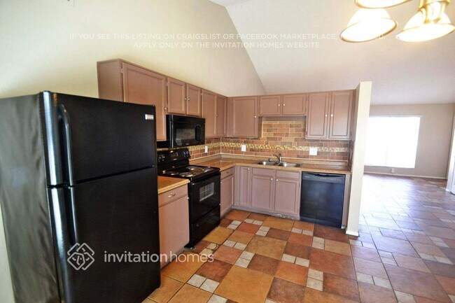 Foto del edificio - 7333 W Oregon Ave