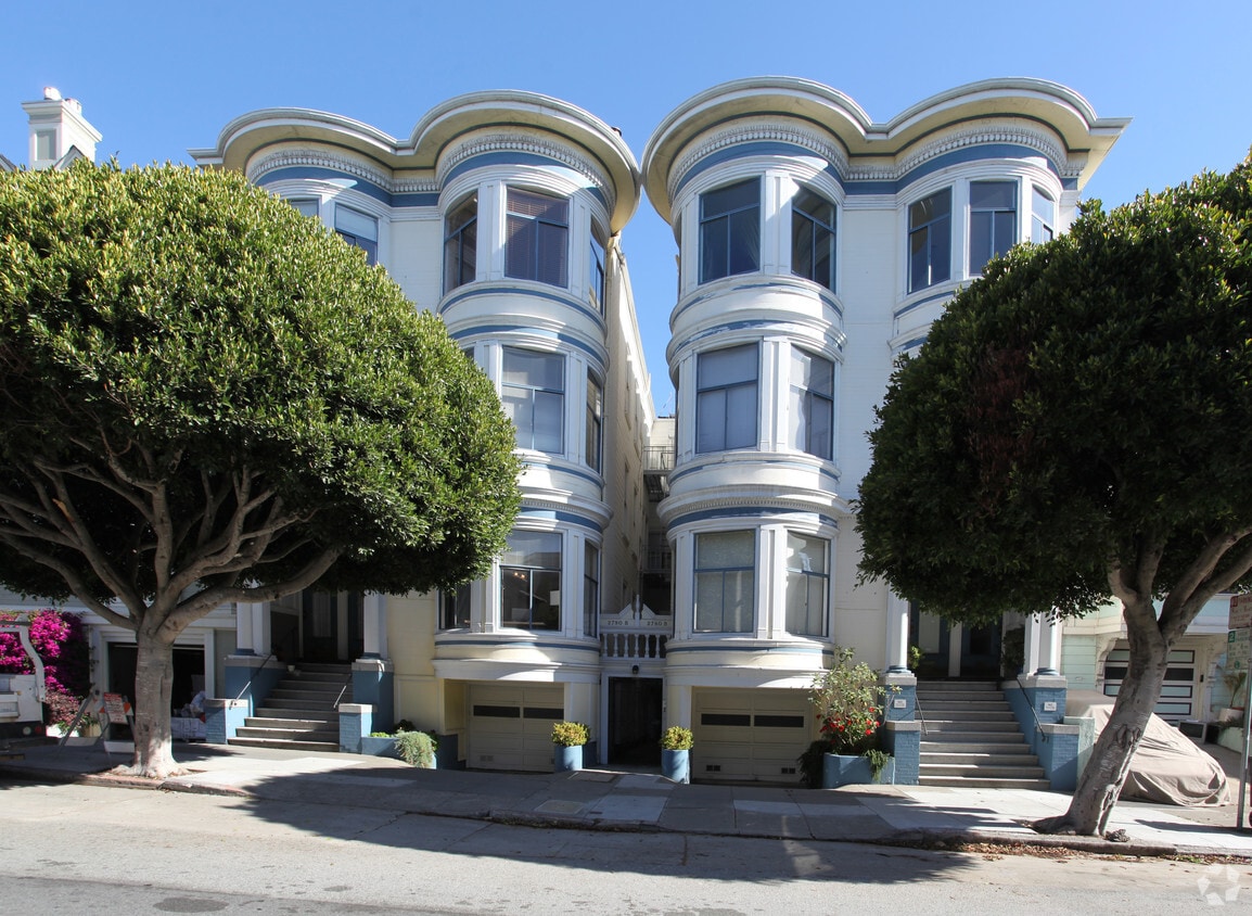 Building Photo - 2780 Sacramento St