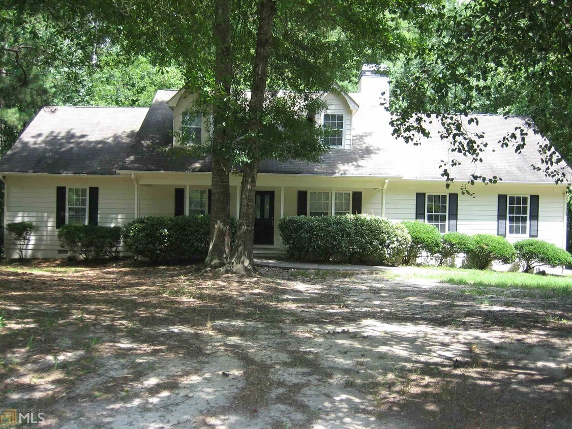 Primary Photo - 588 Augustus Ct