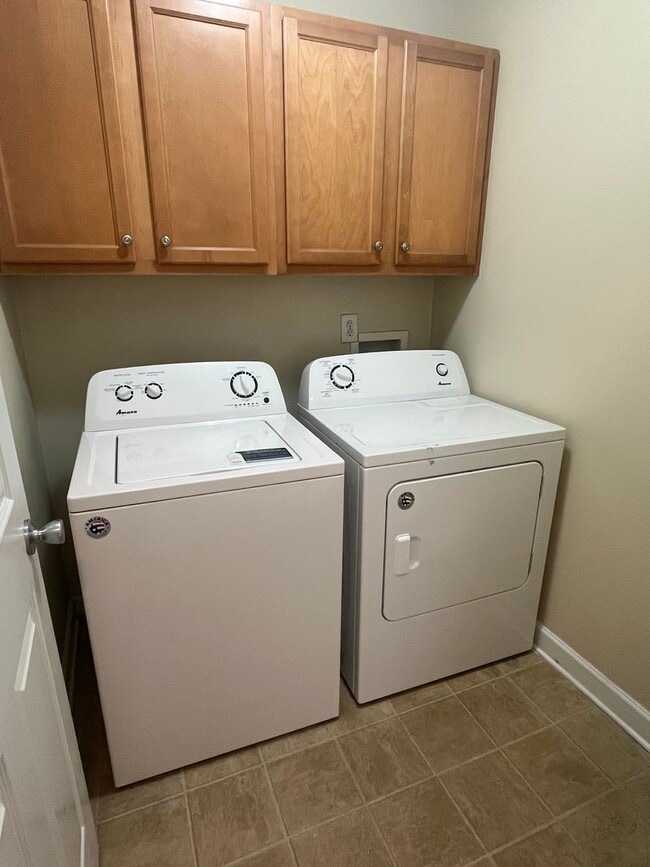 Foto del edificio - Charming 4 Bed, 2 Bath Home in Raeford
