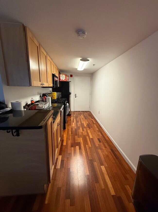 Foto del edificio - 700 1st St