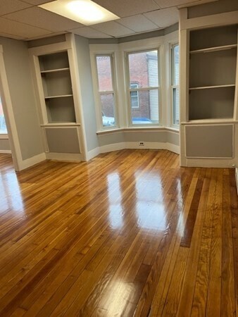 Primary Photo - 18 Lamb St