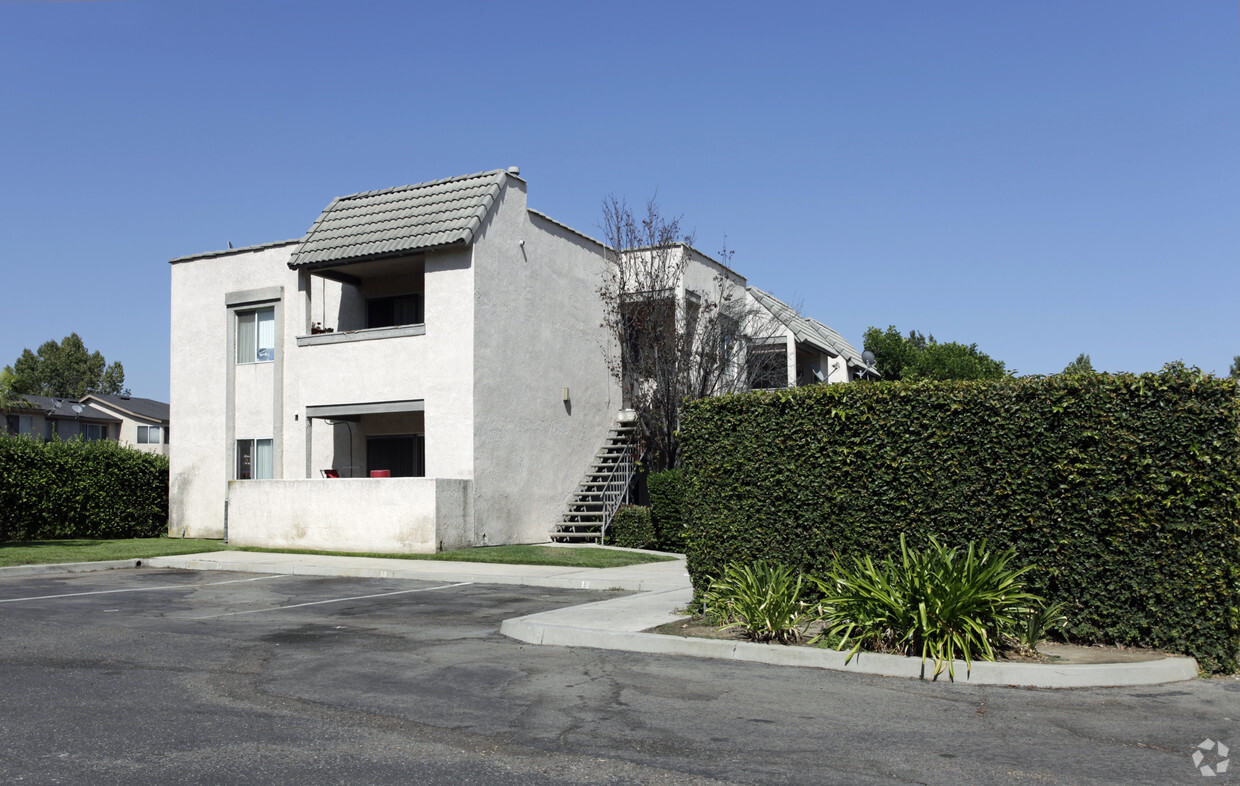 Building Photo - Mandevilla Apartments