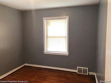 Building Photo - Charming 3 bedroom ranch house
