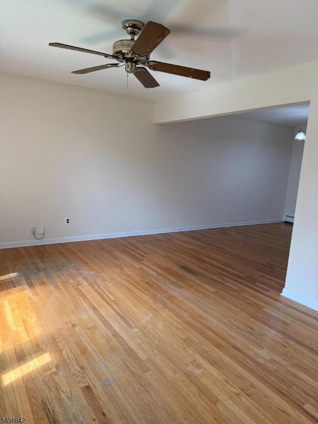 Building Photo - 403 Longview Ct