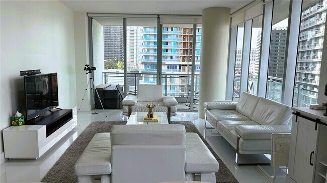Foto del edificio - 92 SW 3rd St