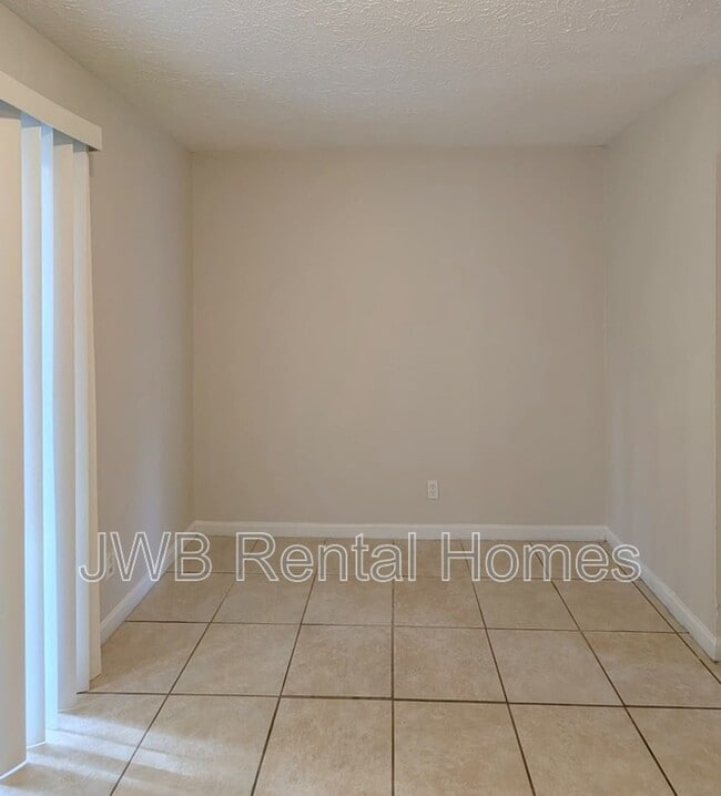 Building Photo - 2873 Yellow Pine Ct
