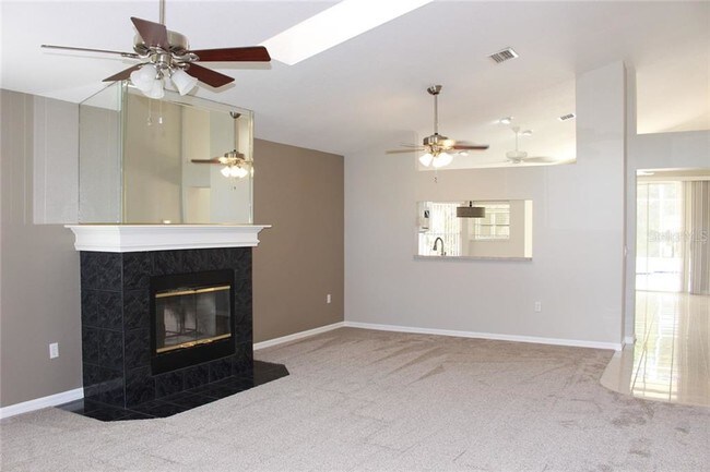 Building Photo - 7820 Tenby Ct