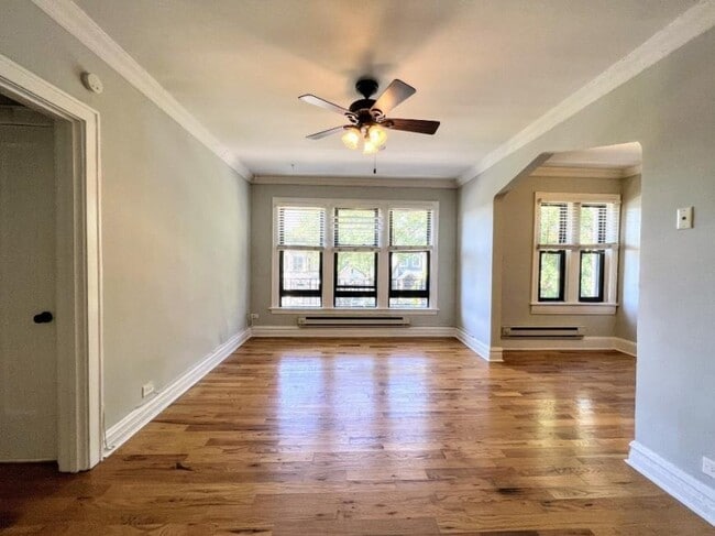 Building Photo - 1 bedroom in CHICAGO IL 60640