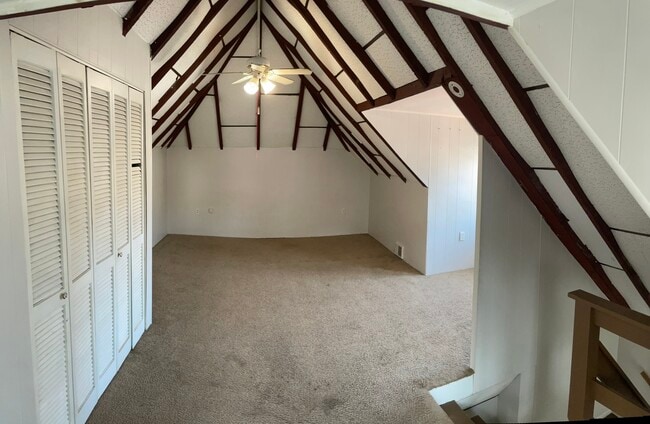 Photo - 2022 Plainview Ave Apartment