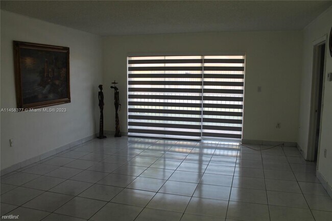 Foto del edificio - 3 br, 2 bath House - 15470 SW 82nd Ln Apt 316