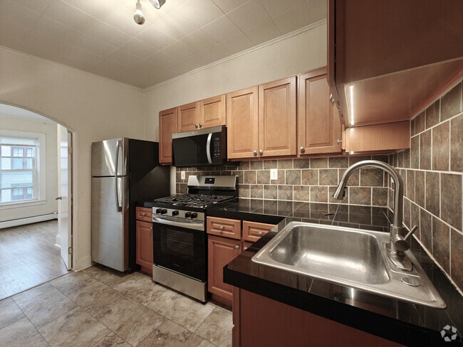 Building Photo - 314 7th Street