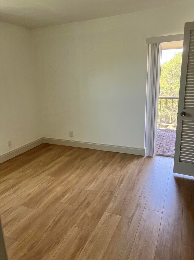 Photo - 644 NW 13th St Apartment