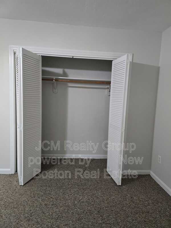 Building Photo - 33 Rockland St