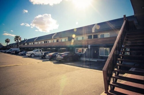 Foto del edificio - Del Amo Place