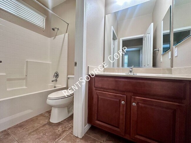 Building Photo - 28390 Esplanada Dr