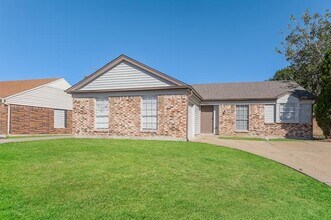 Building Photo - 3805 Big Leaf Ln