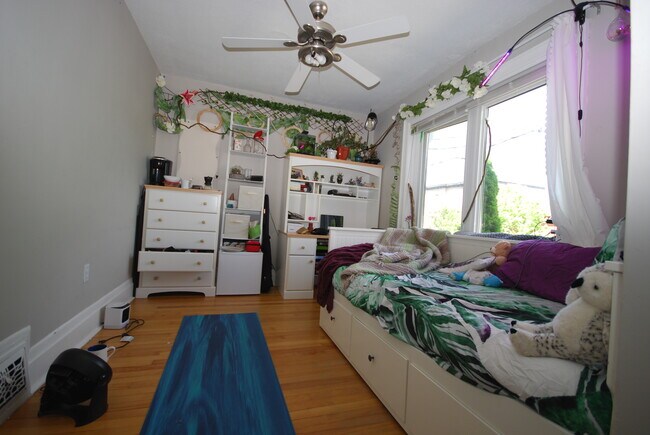 Photo du bâtiment - 120 Goulburn Av