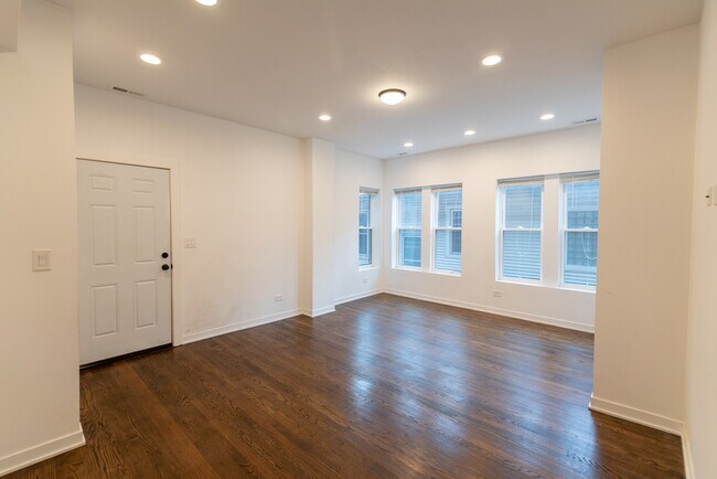 Foto del edificio - 1339 W Early Ave