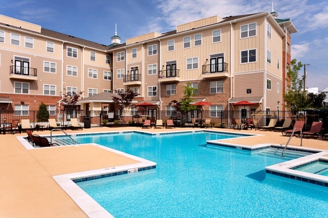 The James - The James Apartments