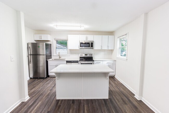 Foto del edificio - 231 Maple St