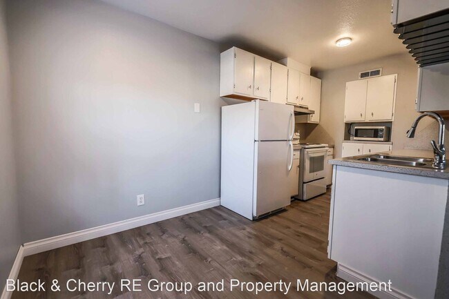 Building Photo - 2 br, 2 bath House - 3925 Aquamarine Way #73