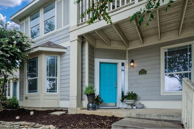 Photo - 10233 Nantucket Dr House