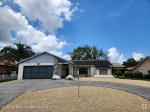 Building Photo - 7431 Flyway Dr