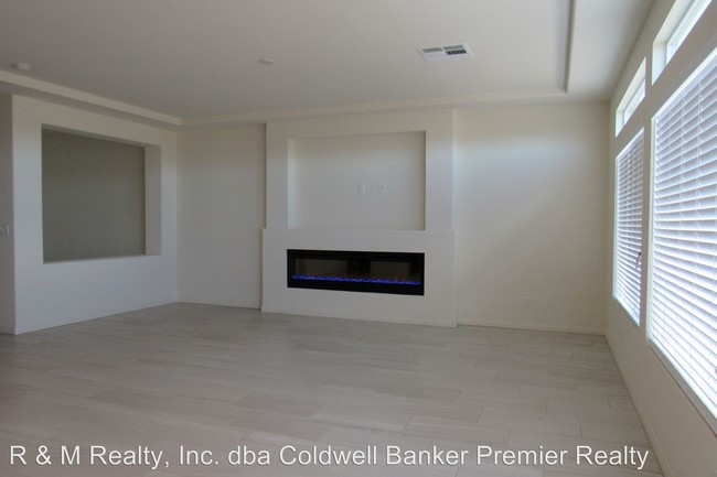 Foto del edificio - 4 br, 2.5 bath House - 10122 Cascadia Creek