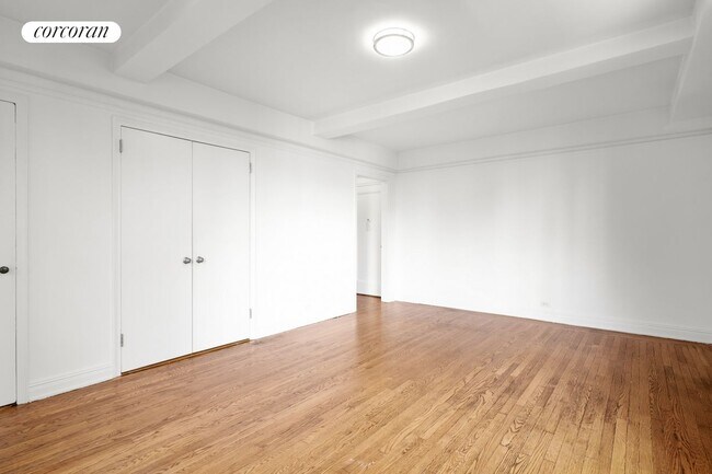 Foto del edificio - 94 7th Ave