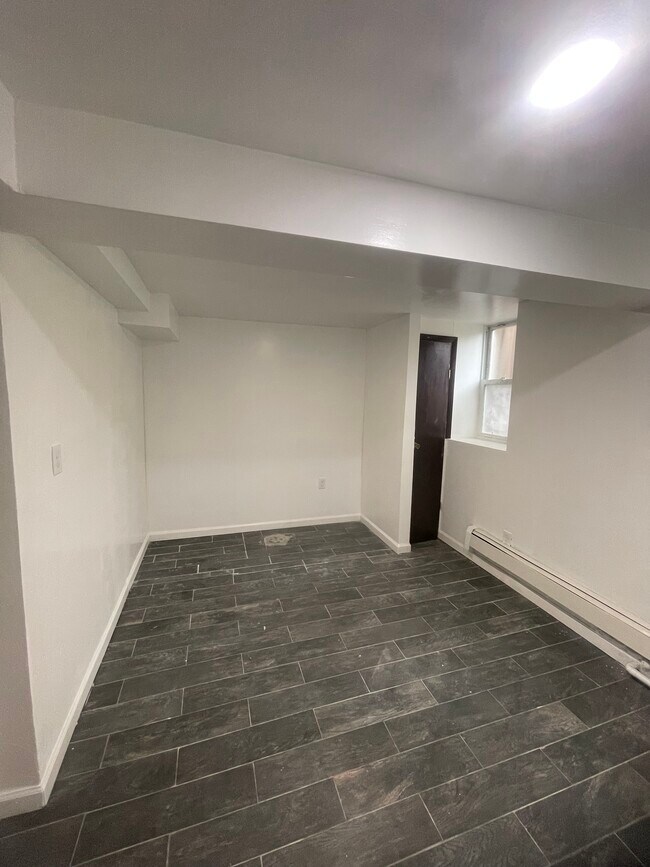 Foto del edificio - 552 Ashford St