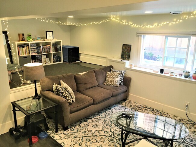 Foto del edificio - 249 Hillcrest Blvd