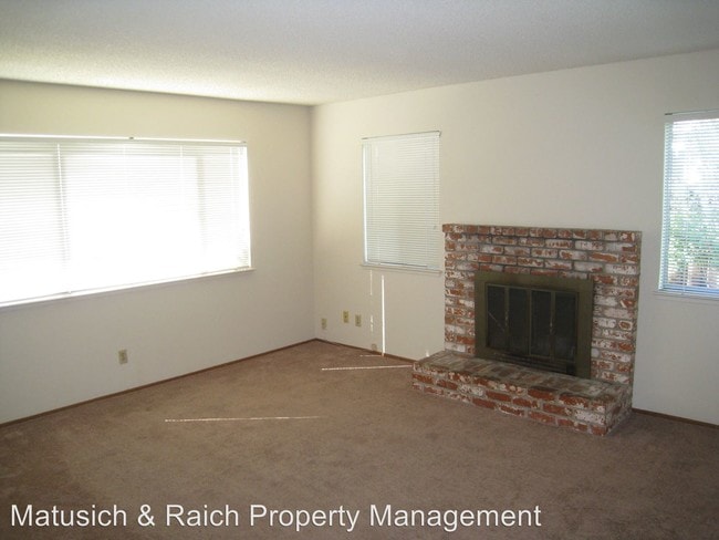 Building Photo - 152 Belwood Ct