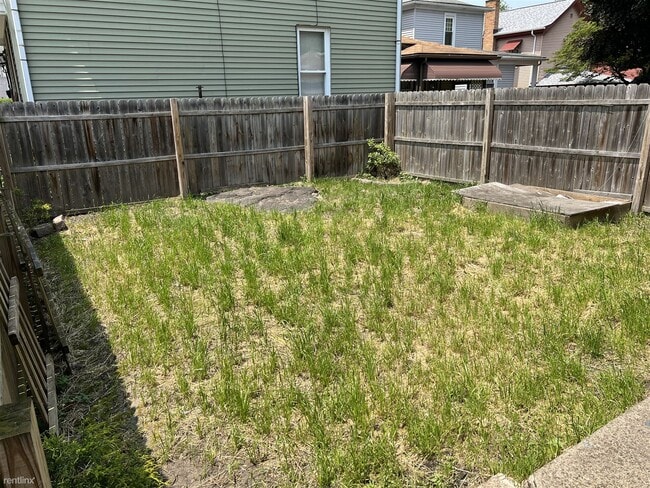 Building Photo - 3 br, 1 bath House - 518 19th Street