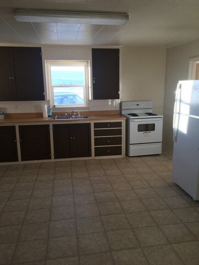 Building Photo - Gorgeous views, just South of Milliken, tr...