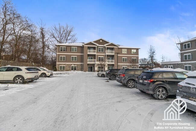 Foto del edificio - 2497 Sweet Home Rd