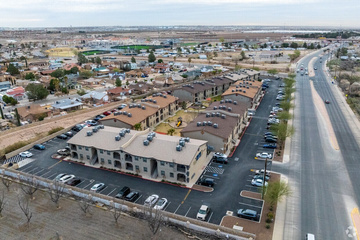 Foto principal - Bella Vista Place Apartments