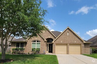 Building Photo - 2023 Sunset Springs Dr