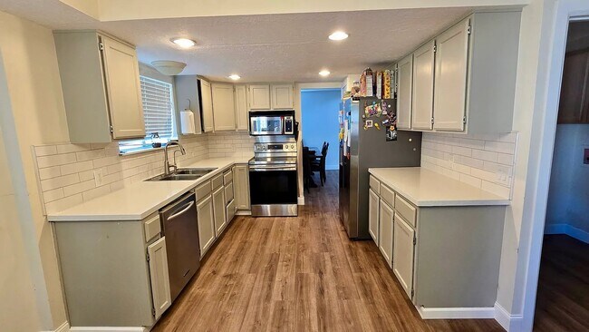 Foto del edificio - 10361 Ashley Park Dr