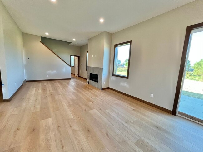 Foto del edificio - Stunning New Construction 4 Bed/2.5 Bath Twinhome!