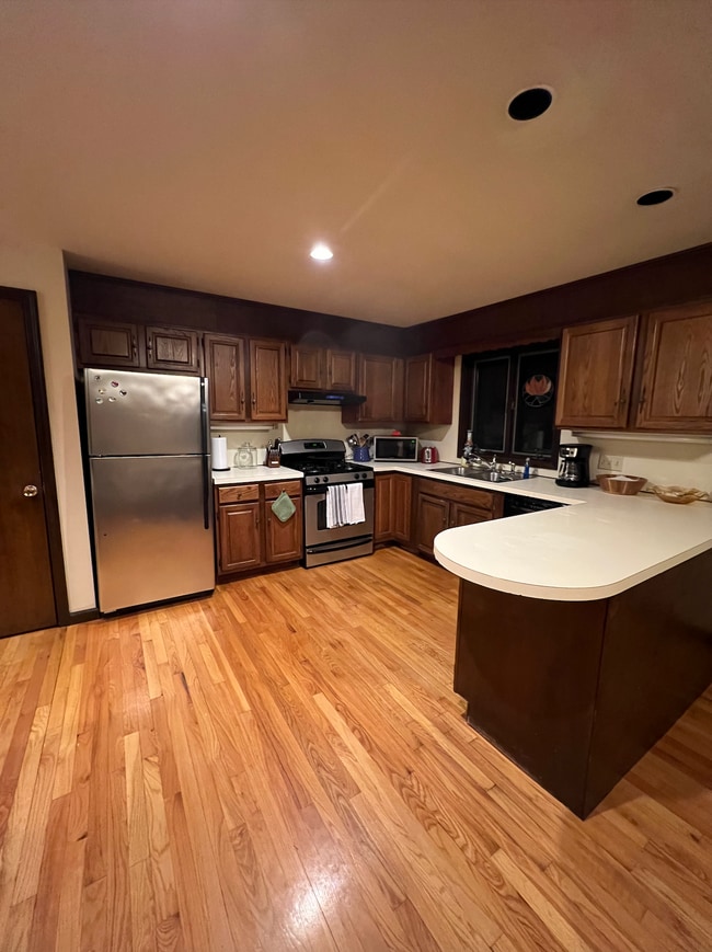 Kitchen - 61 Masterson Rd