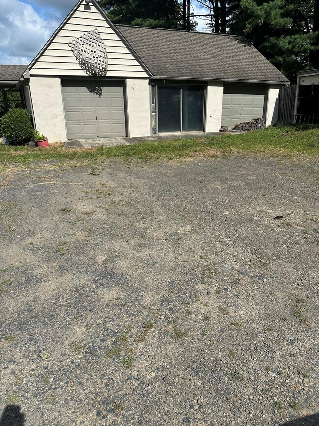 Foto del edificio - 3970 Summerville Way
