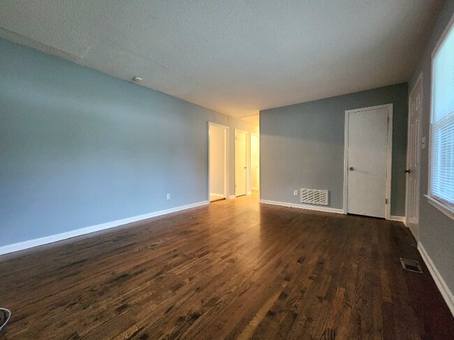 Building Photo - 115 Havendale Dr