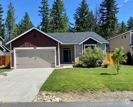 Building Photo - 1204 Marian Dr