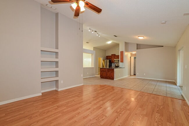 Building Photo - 11248 Cypress Leaf Dr